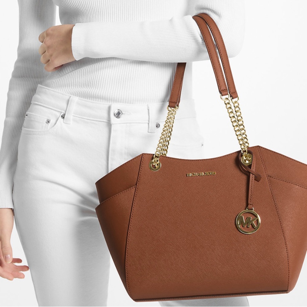 Jet Set Large Saffiano Leather Shoulder Bag